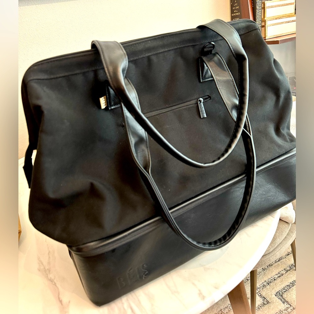 Beis Weekender Duffle bag - black with leather trim